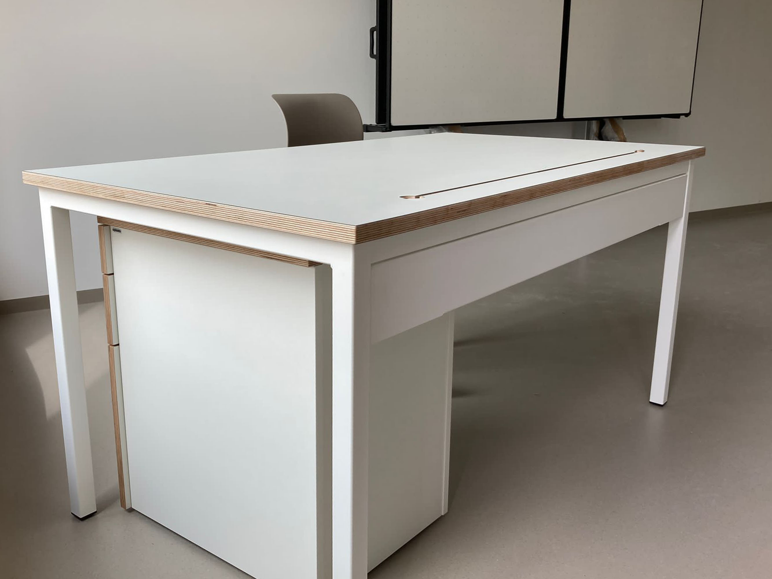 FLÖTOTTO - FRAME TABLE