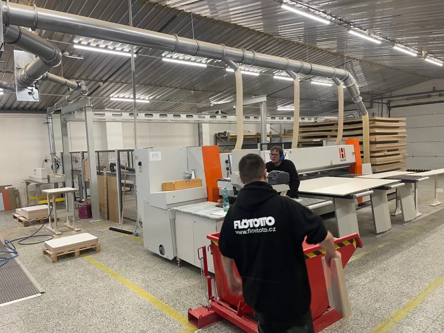 FLÖTOTTO - Vnitřní vybavení