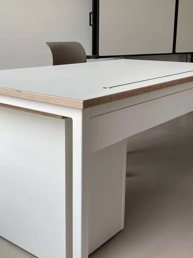 FLÖTOTTO - FRAME TABLE