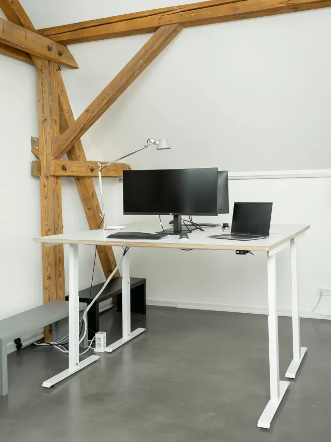 FLÖTOTTO - E-TABLE Höhenverstellbar